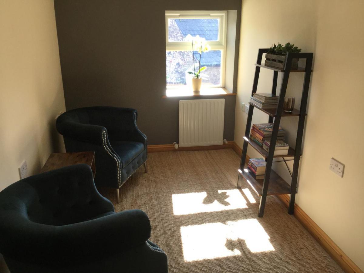 6 Beili Priory Apartman Abergavenny Kültér fotó