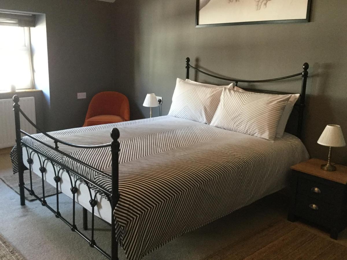 6 Beili Priory Apartman Abergavenny Kültér fotó