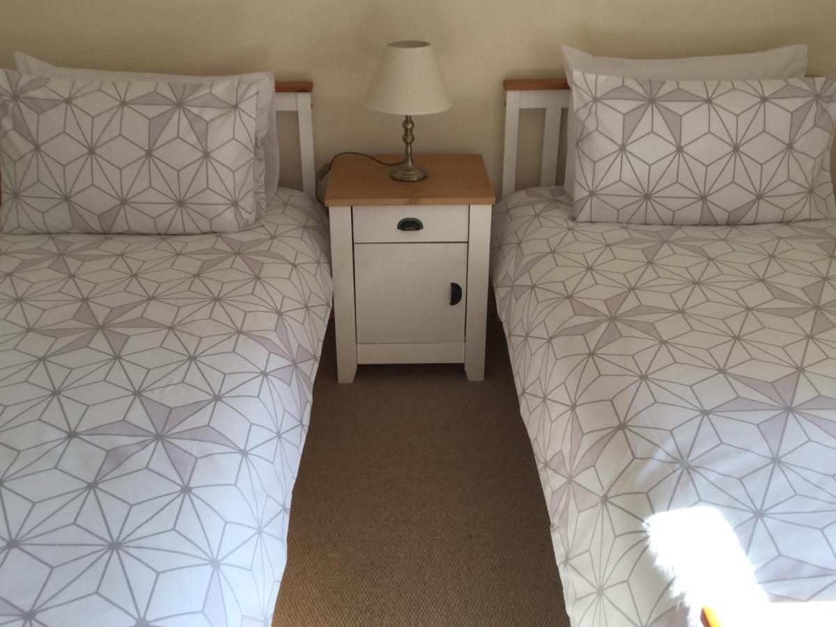 6 Beili Priory Apartman Abergavenny Kültér fotó