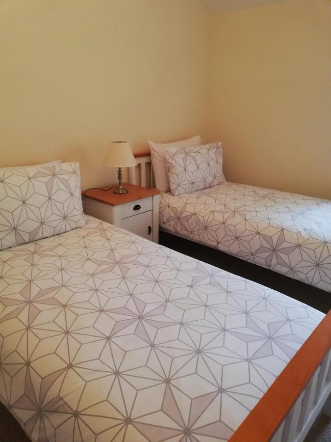 6 Beili Priory Apartman Abergavenny Kültér fotó